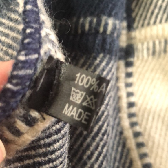 Sleeveless Plaid Hem Tassel Drape Open Front Cardigan Vest - Picture 7 of 8